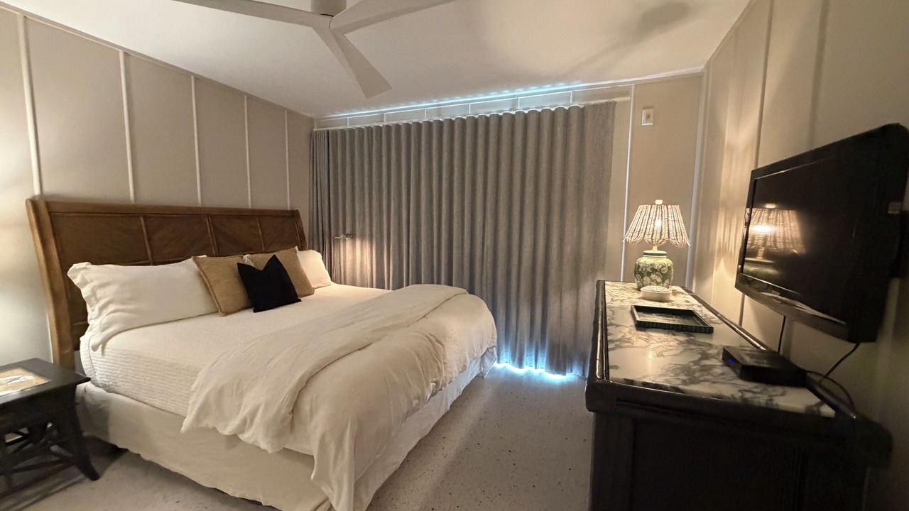 Photo of Bedroom in West Bay