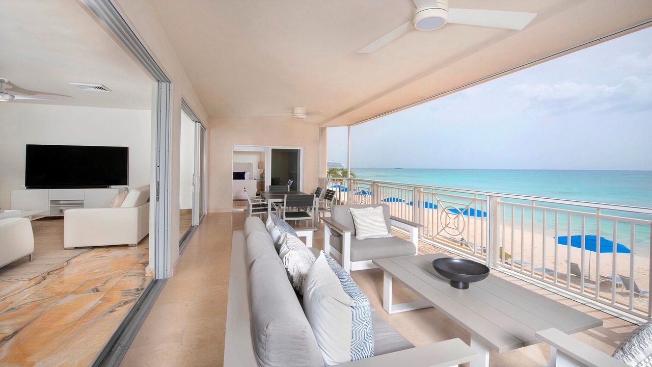 Photo of Patio Balcony in Seven Mile Beach