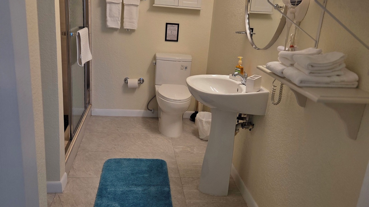 Photo of Bathroom in Bodden Town