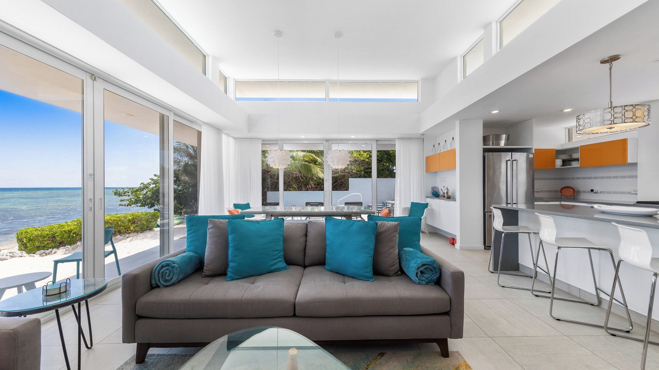 Photo of Livingroom in North Side