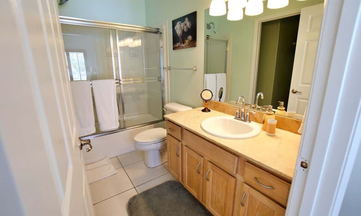 Photo of Bathroom in Rum Point