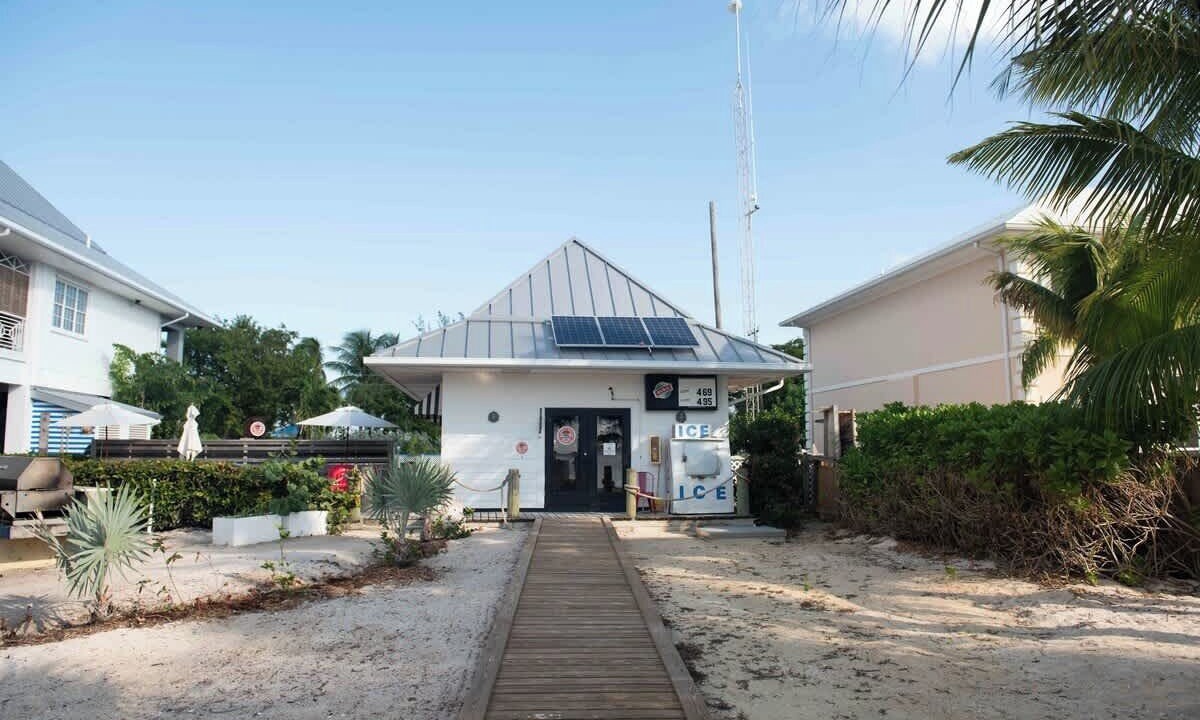 Photo of Others in Rum Point
