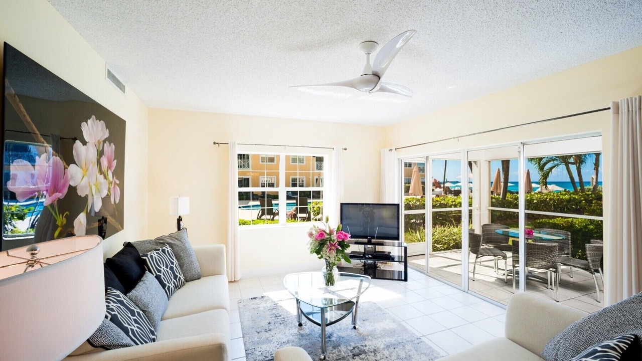 Photo of Bedroom in Seven Mile Beach