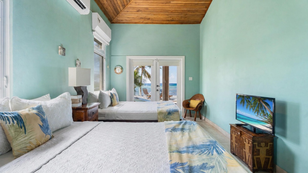 Photo of Bedroom in Bodden Town