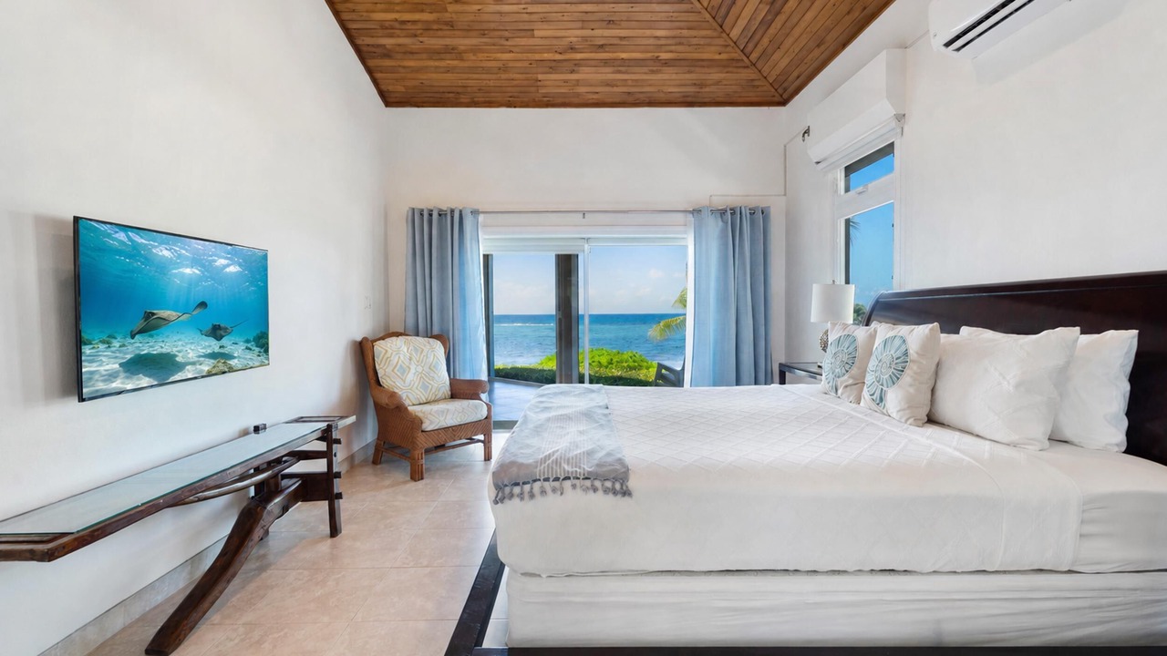 Photo of Bedroom in Bodden Town