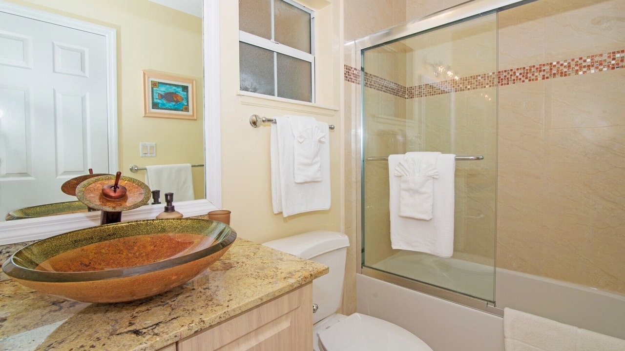 Photo of Bathroom in Seven Mile Beach