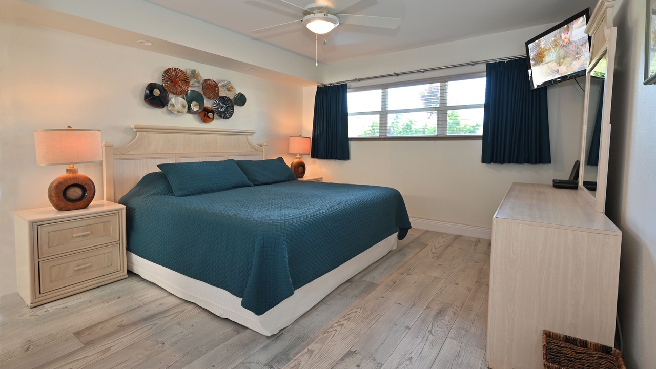 Photo of Bedroom in Seven Mile Beach