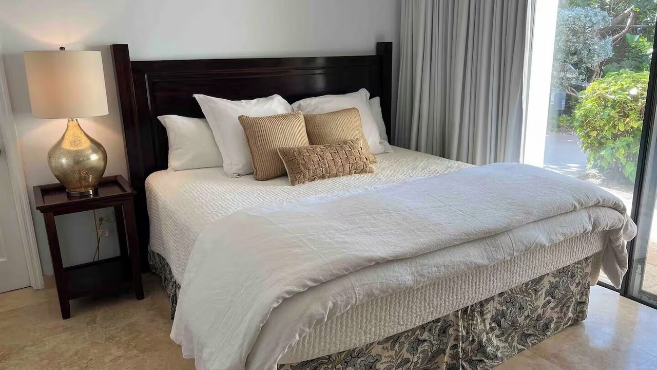 Photo of Bedroom in West Bay