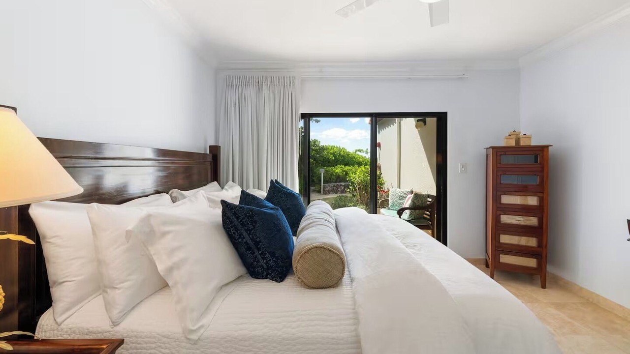 Photo of Bedroom in West Bay