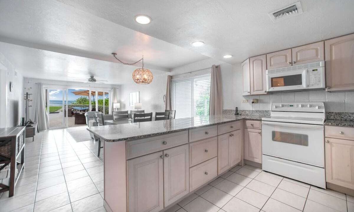 Photo of Kitchen in Seven Mile Beach