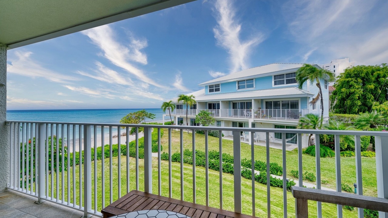 Photo of Outdoor in Seven Mile Beach