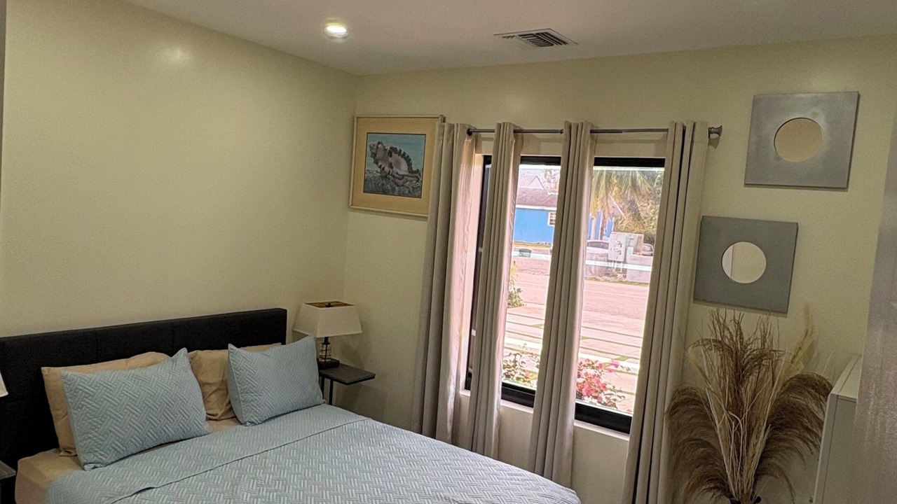 Photo of Bedroom in Bodden Town
