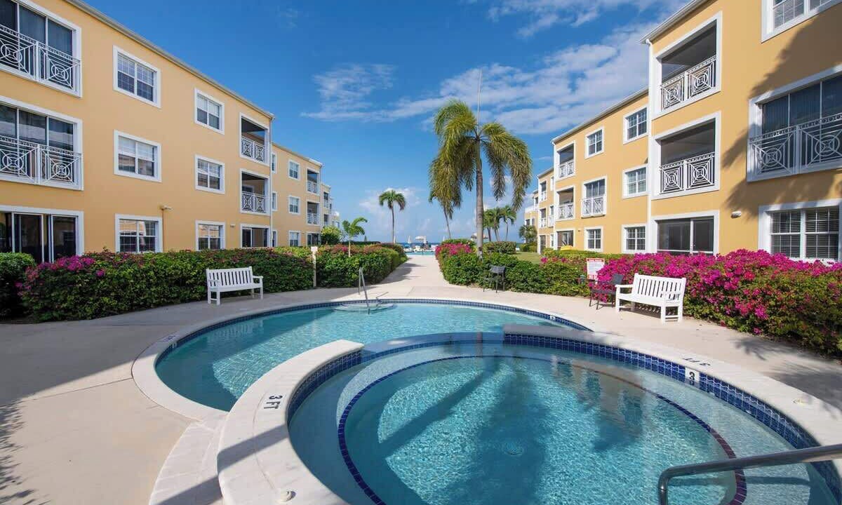 Photo of Outdoor in Seven Mile Beach