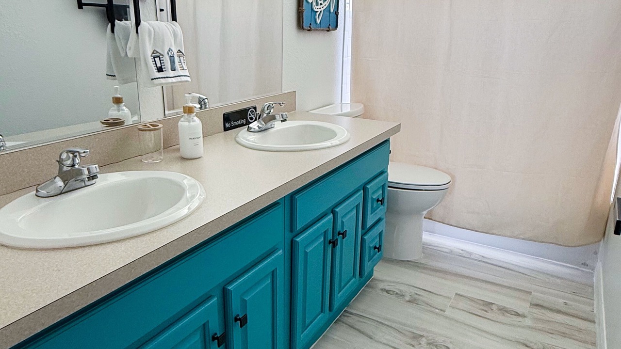 Photo of Bathroom in West End