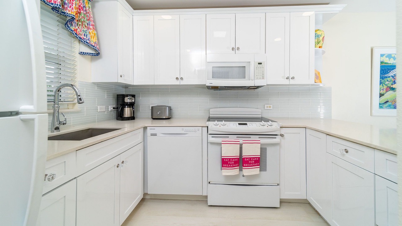 Photo of Kitchen in Seven Mile Beach