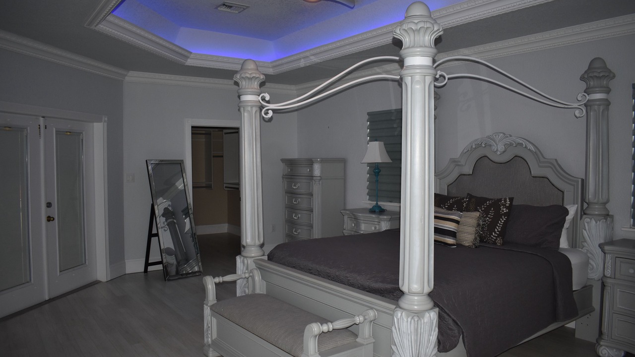 Photo of Bedroom in Seven Mile Beach