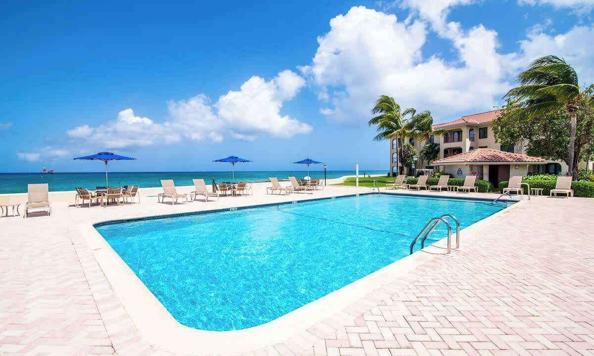 Photo of Outdoor in Seven Mile Beach