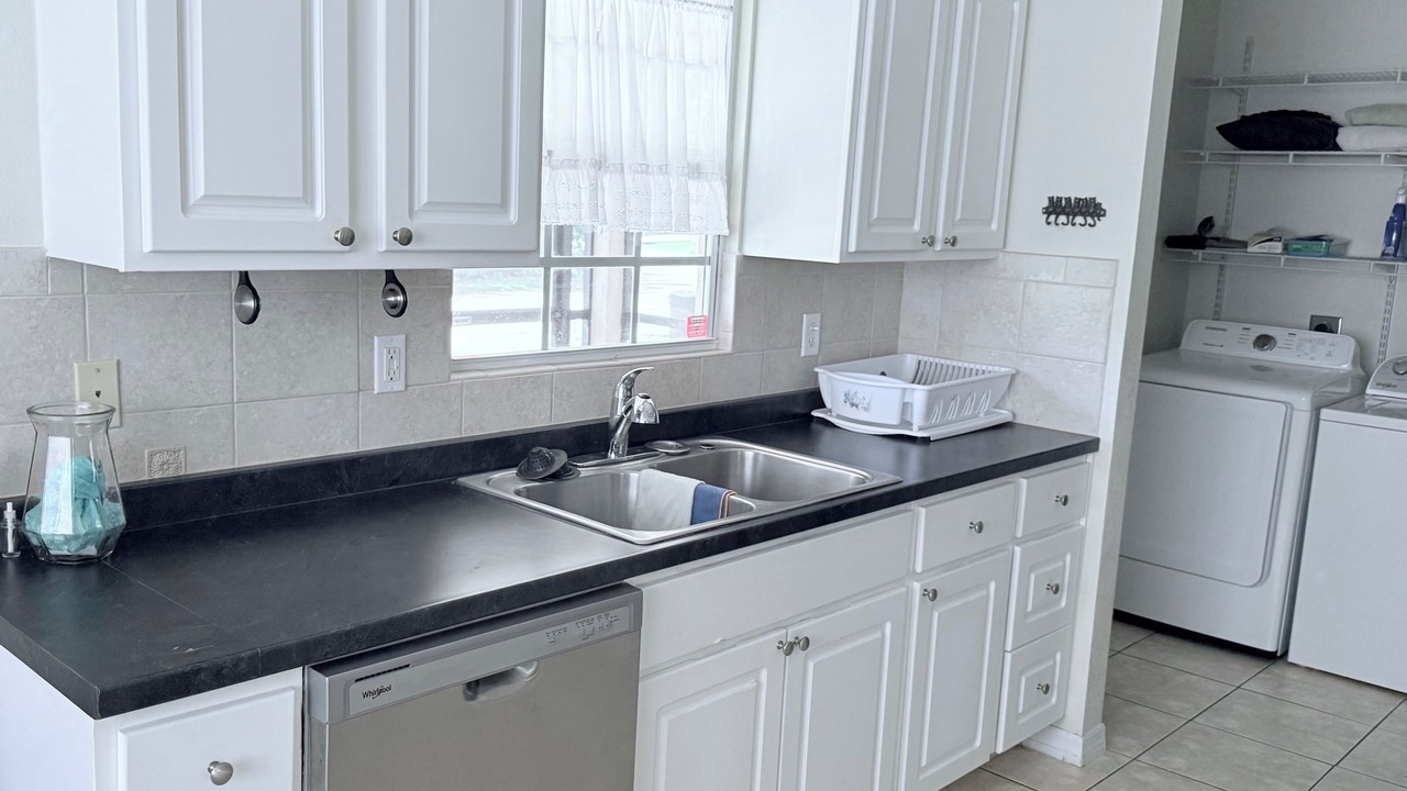 Photo of Kitchen in Seven Mile Beach