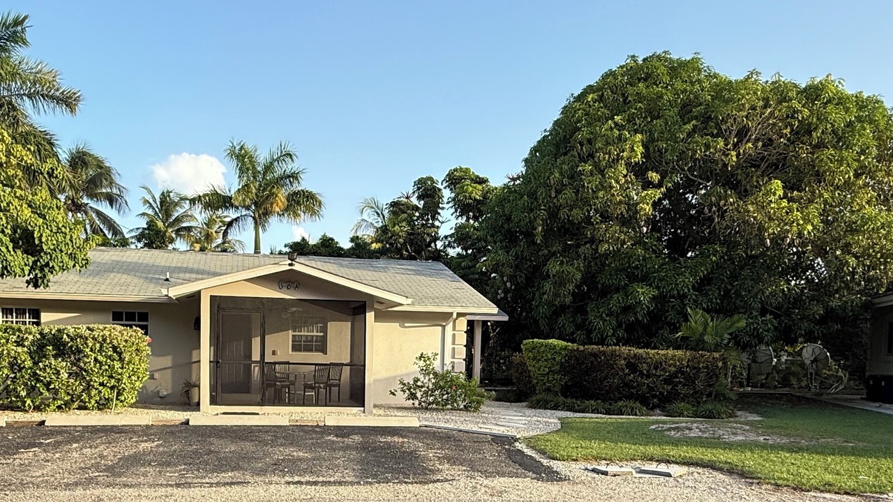 Photo of Outdoor in Seven Mile Beach