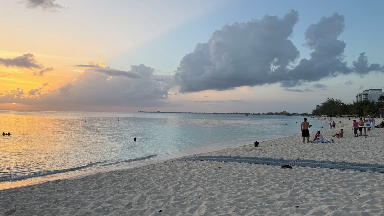 Photo of Others in Seven Mile Beach