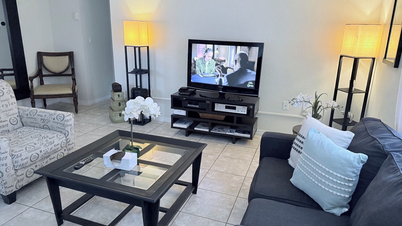 Photo of Livingroom in Seven Mile Beach