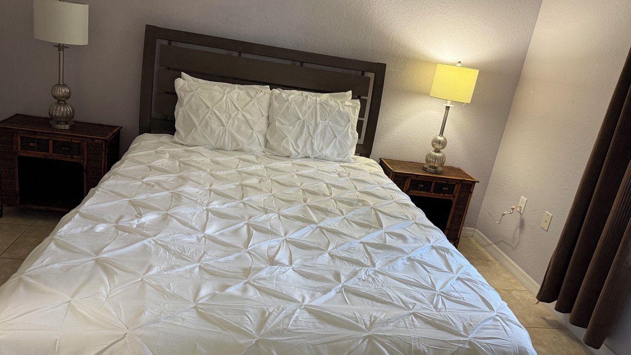 Photo of Bedroom in Seven Mile Beach