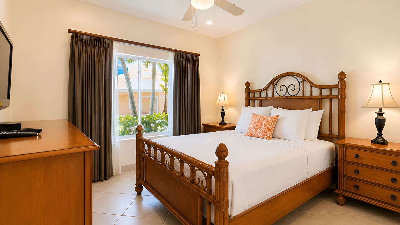 Photo of Bedroom in Rum Point