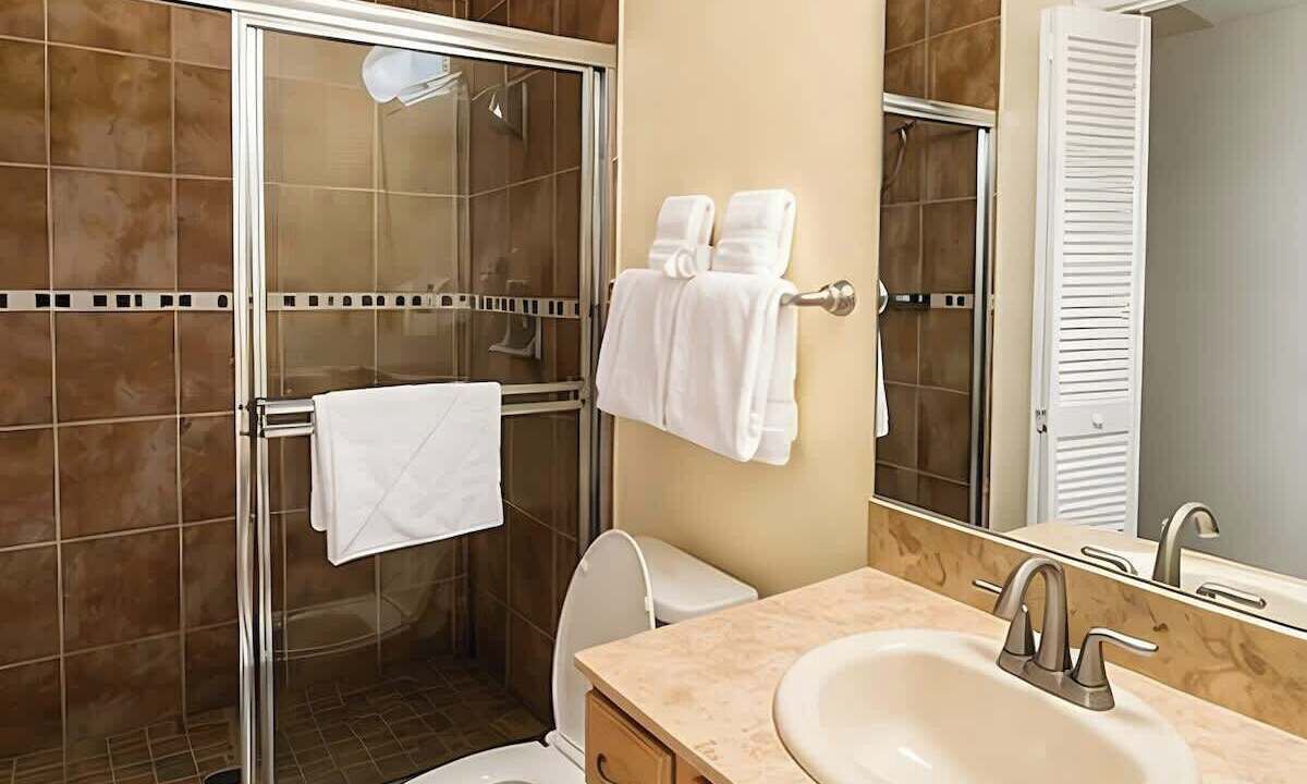 Photo of Bathroom in Rum Point
