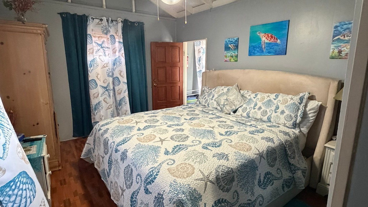 Photo of Bedroom in Old Man Bay