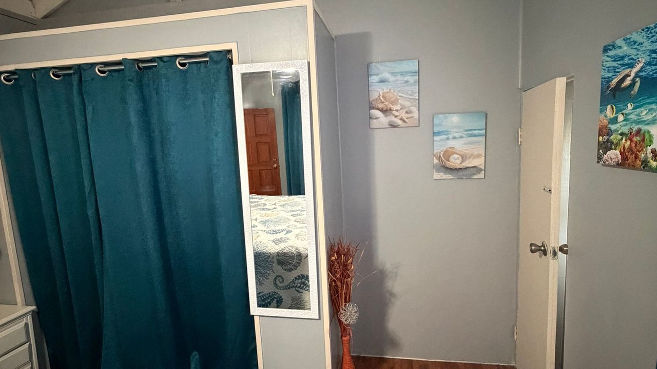 Photo of Bedroom in Old Man Bay
