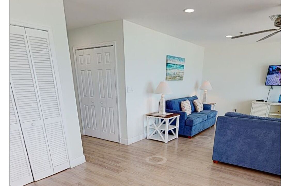 Photo of Livingroom in Colliers Bay