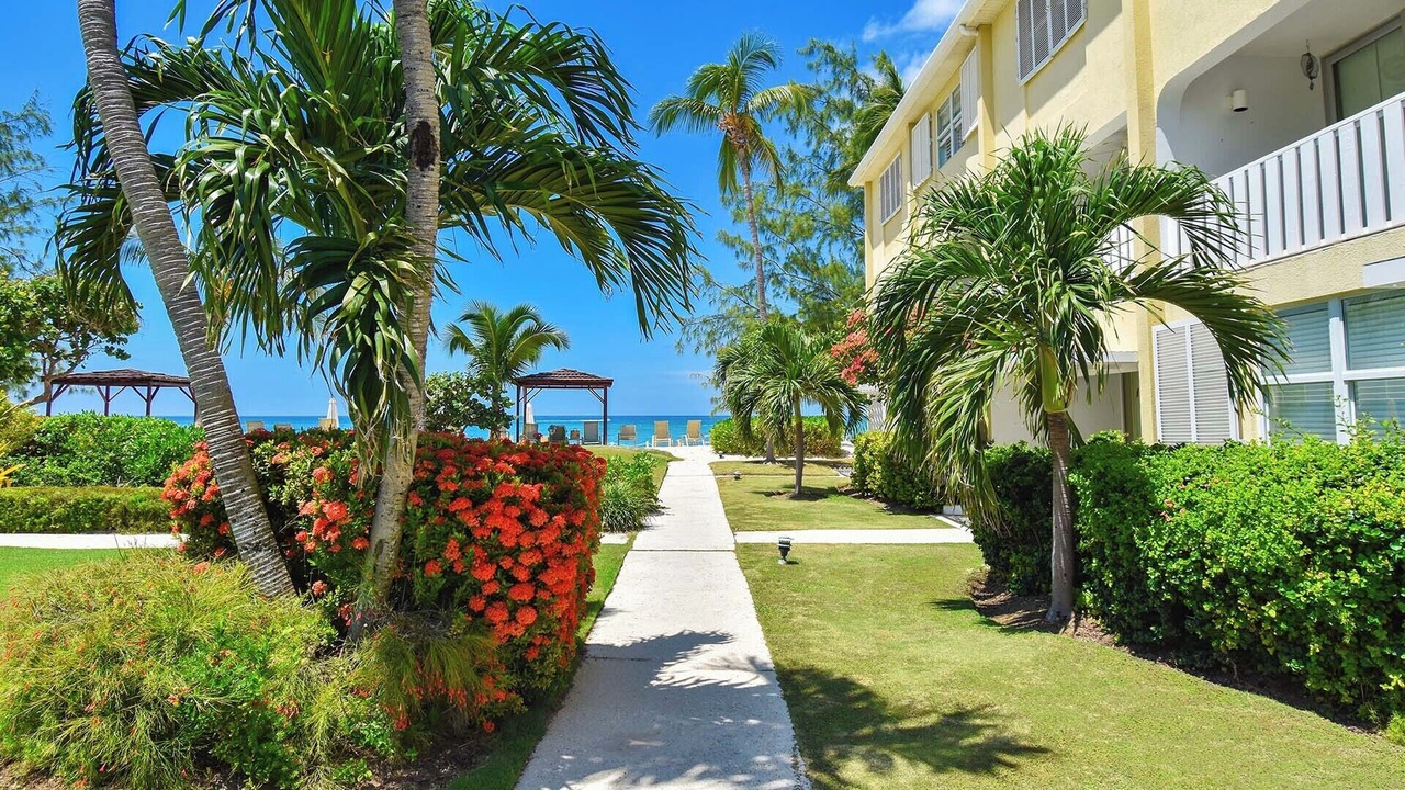 Photo of Outdoor in Seven Mile Beach