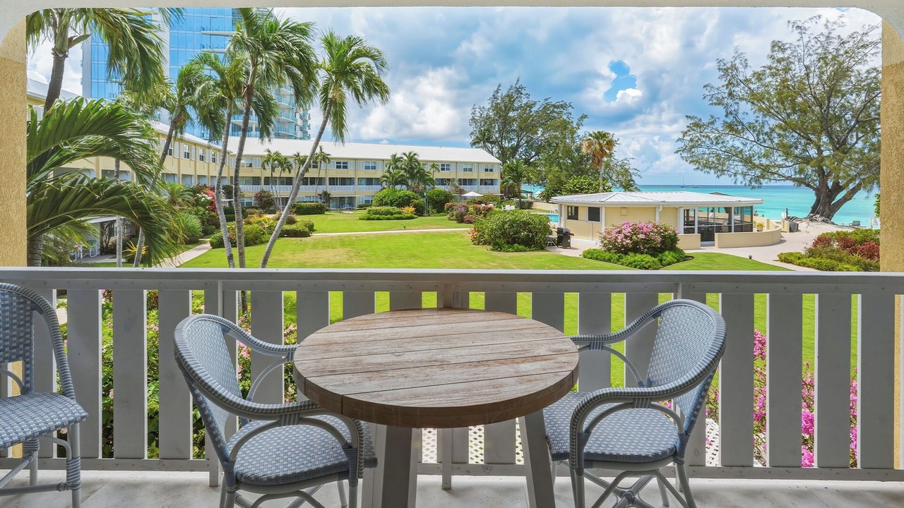 Photo of Outdoor in Seven Mile Beach