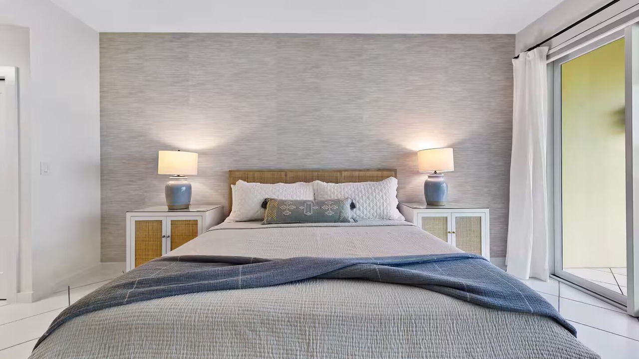 Photo of Bedroom in Seven Mile Beach