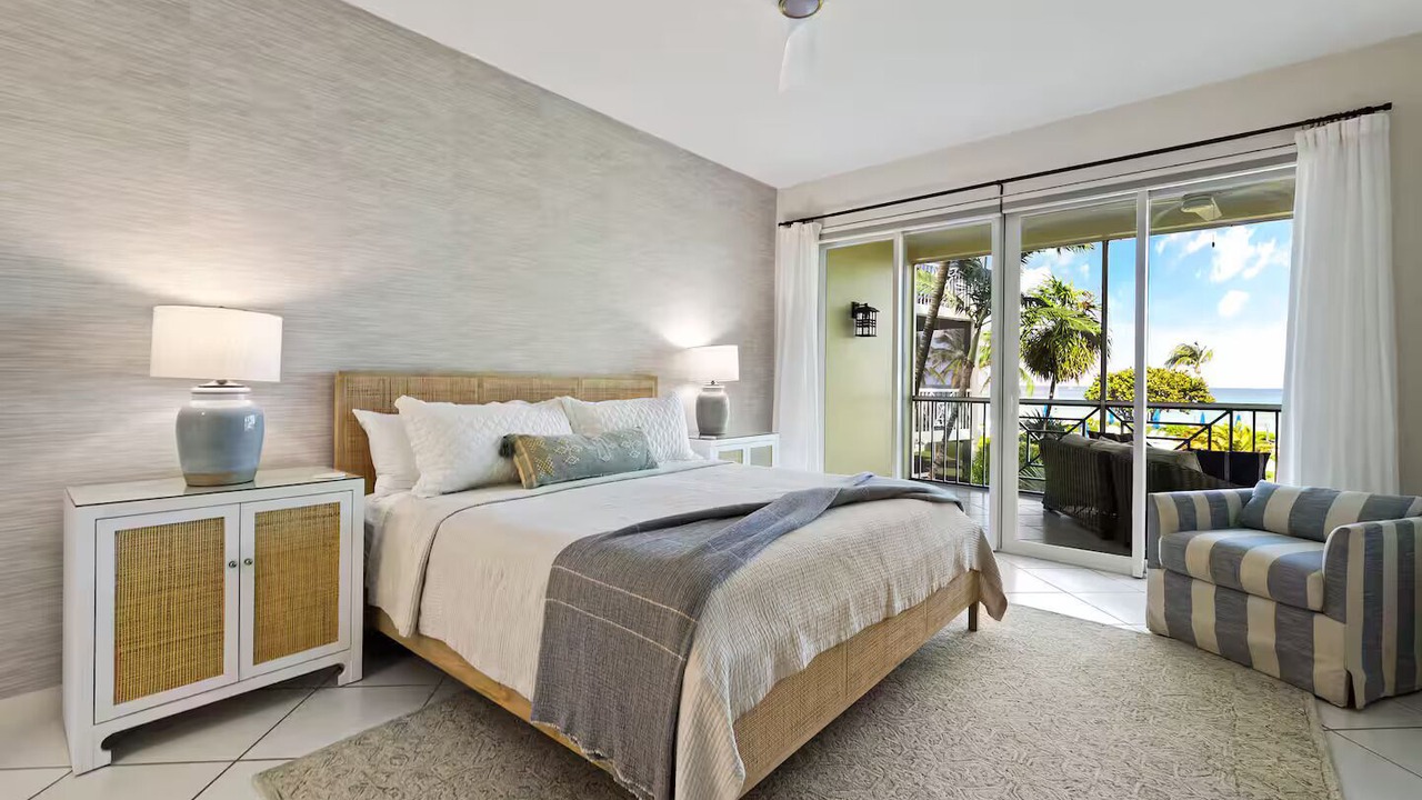 Photo of Bedroom in Seven Mile Beach