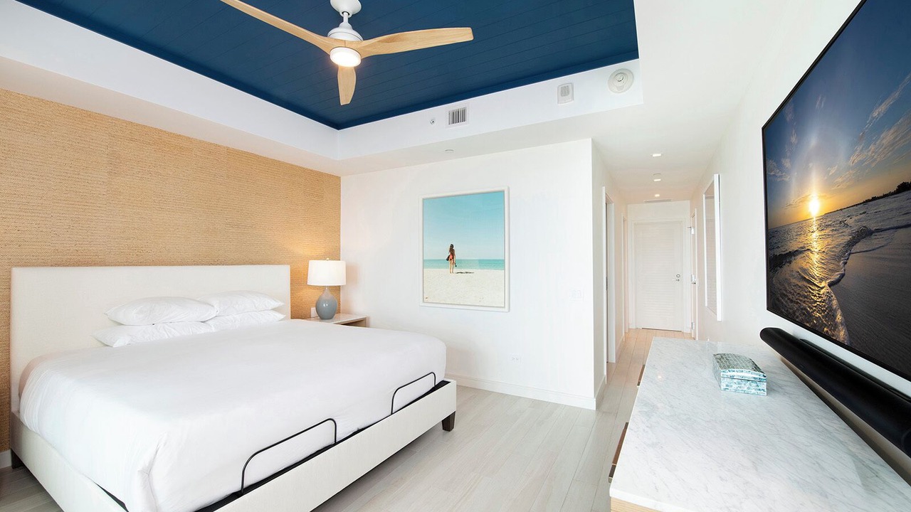 Photo of Bedroom in Seven Mile Beach