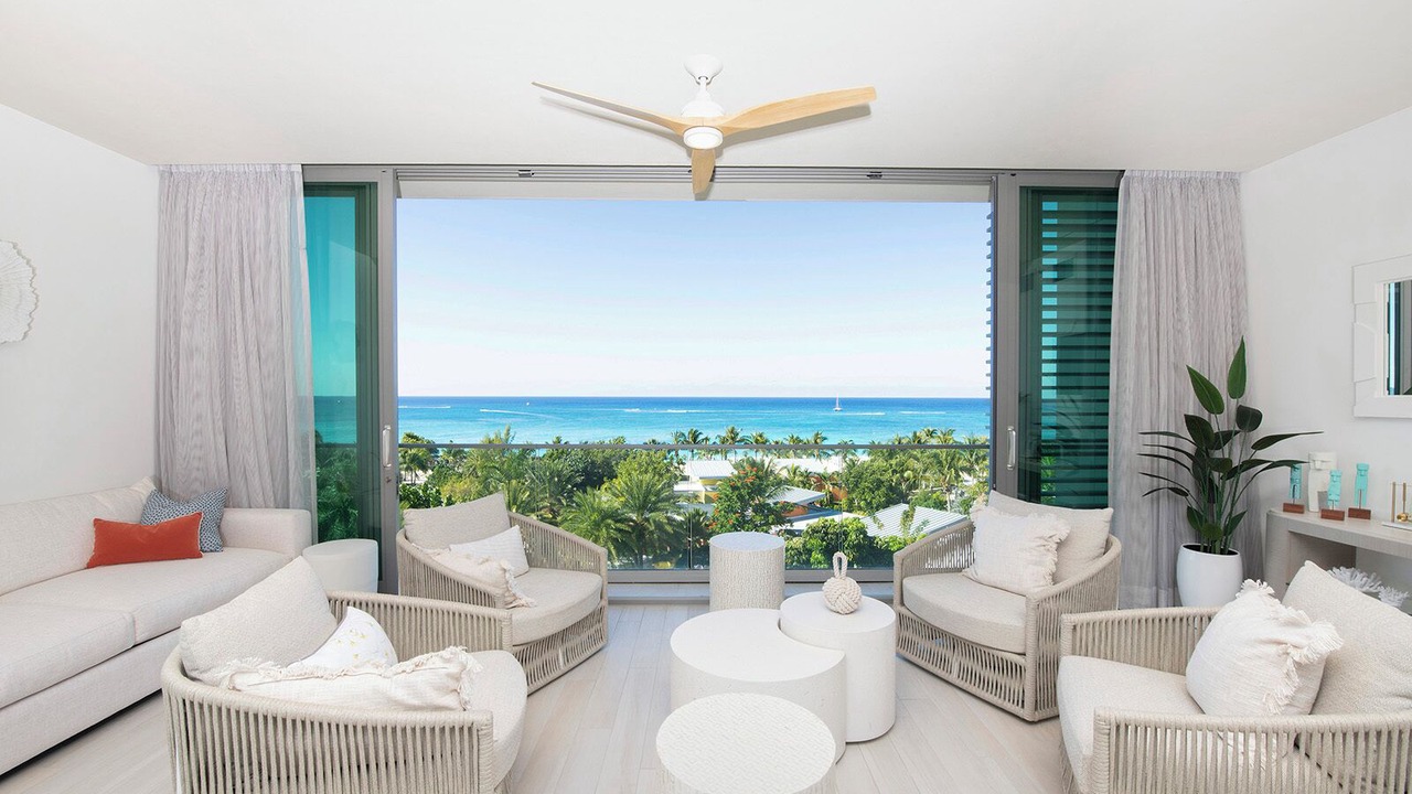 Photo of Livingroom in Seven Mile Beach