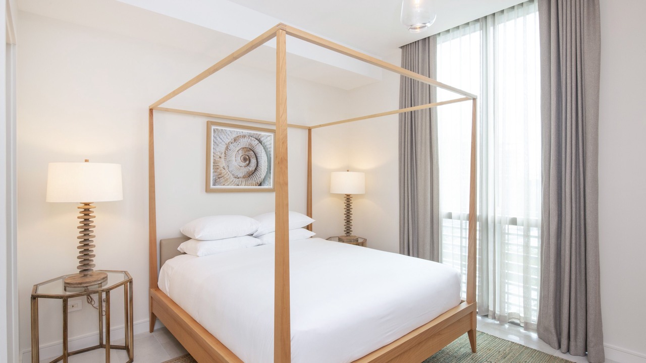 Photo of Bedroom in Seven Mile Beach