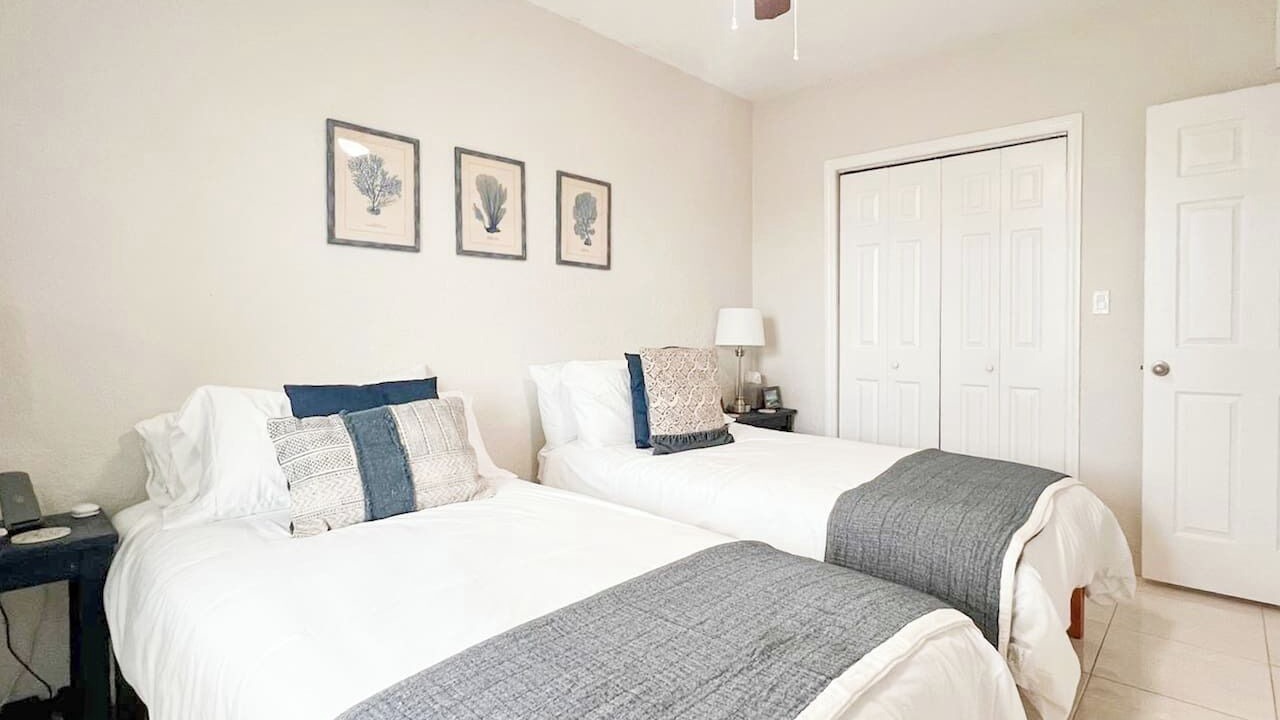 Photo of Bedroom in Bodden Town