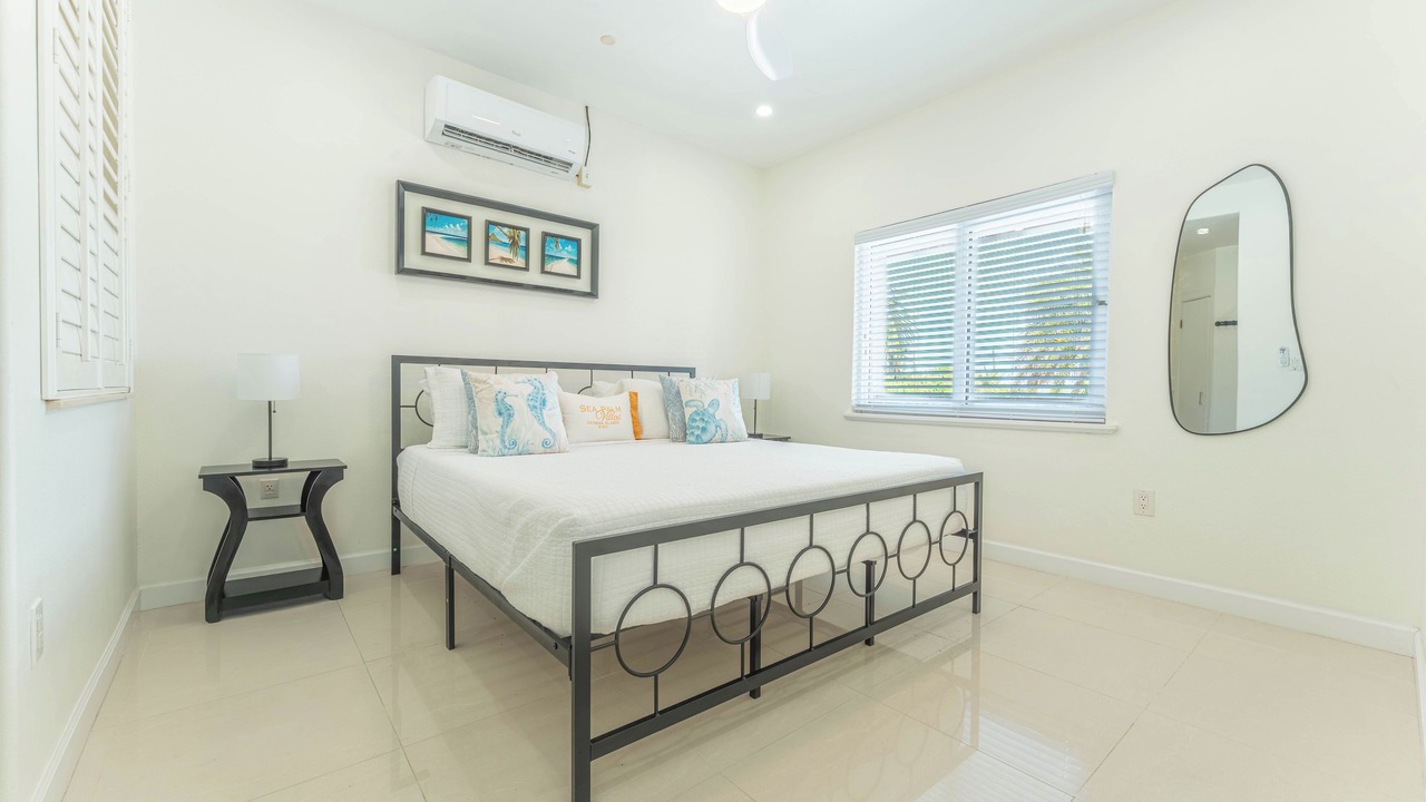 Photo of Bedroom in Bodden Town