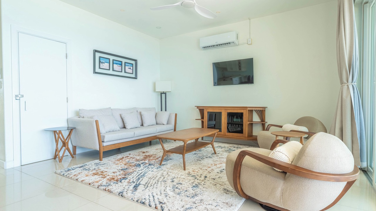 Photo of Livingroom in Bodden Town