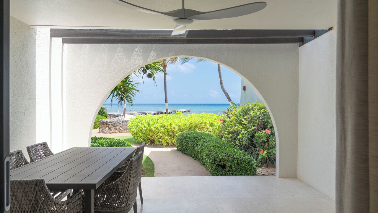 Photo of Outdoor in West Bay