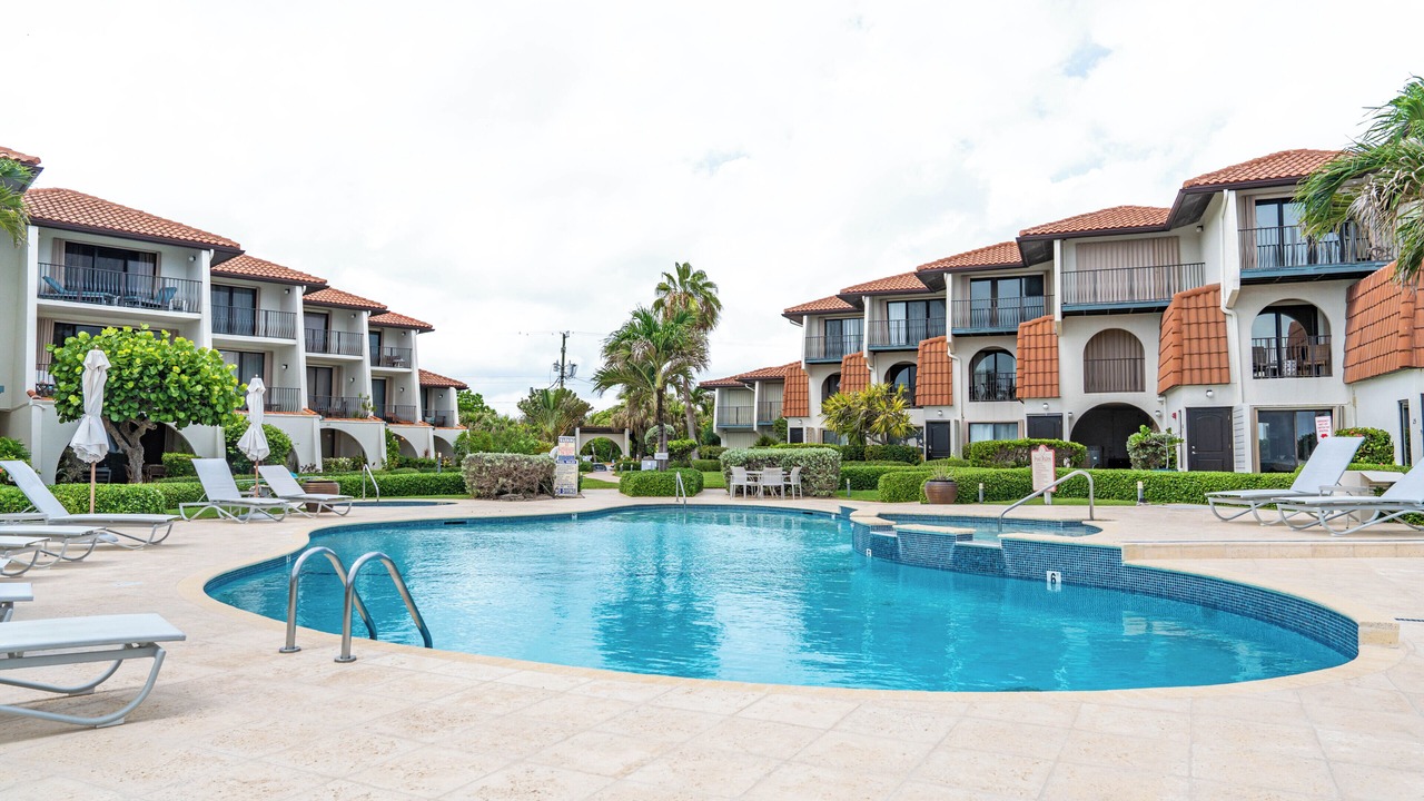 Photo of Outdoor in West Bay