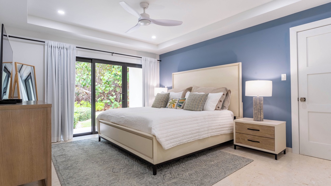 Photo of Bedroom in West Bay