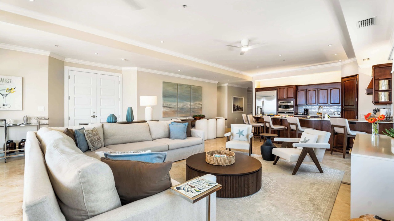 Photo of Livingroom in Seven Mile Beach