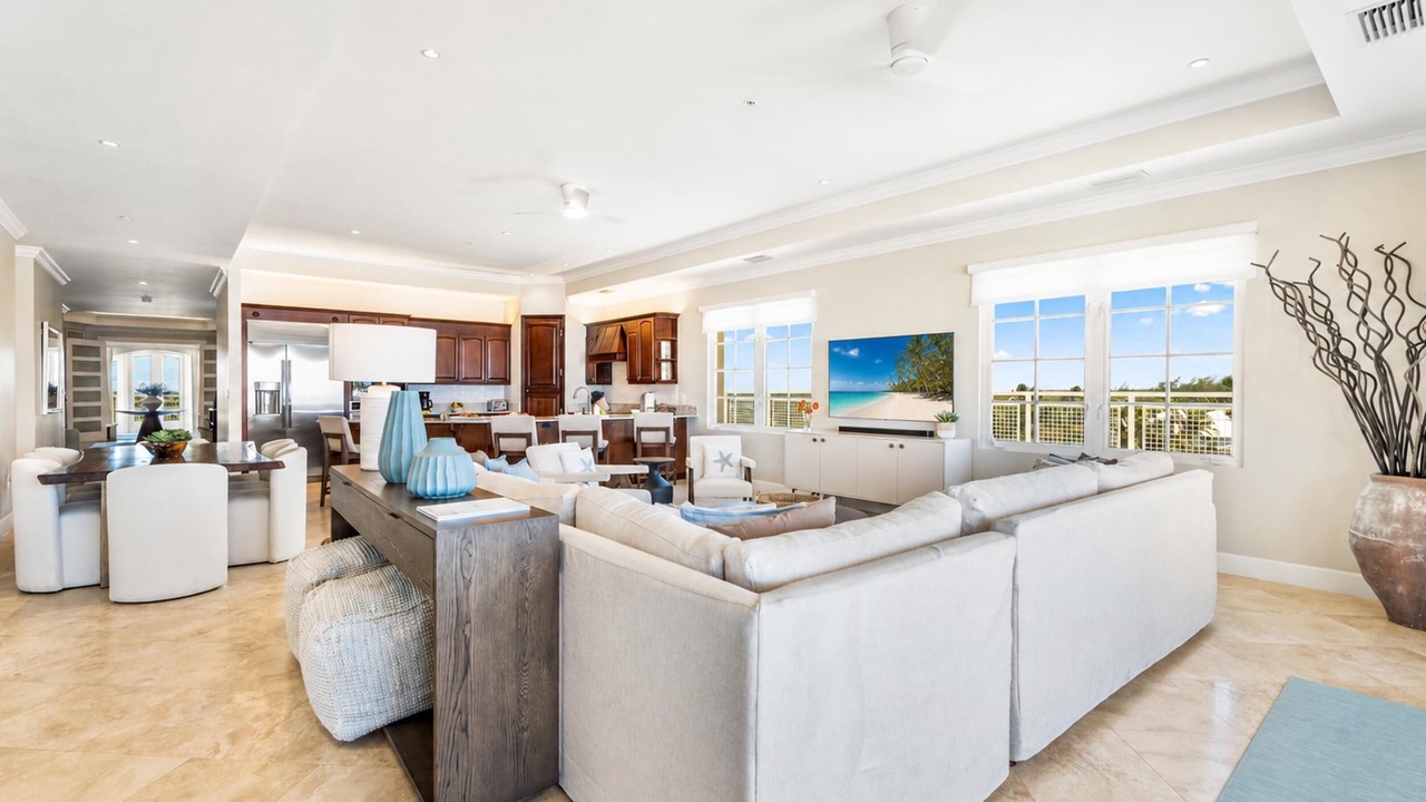 Photo of Livingroom in Seven Mile Beach