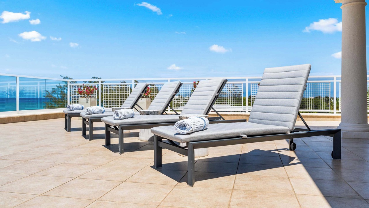 Photo of Patio Balcony in Seven Mile Beach
