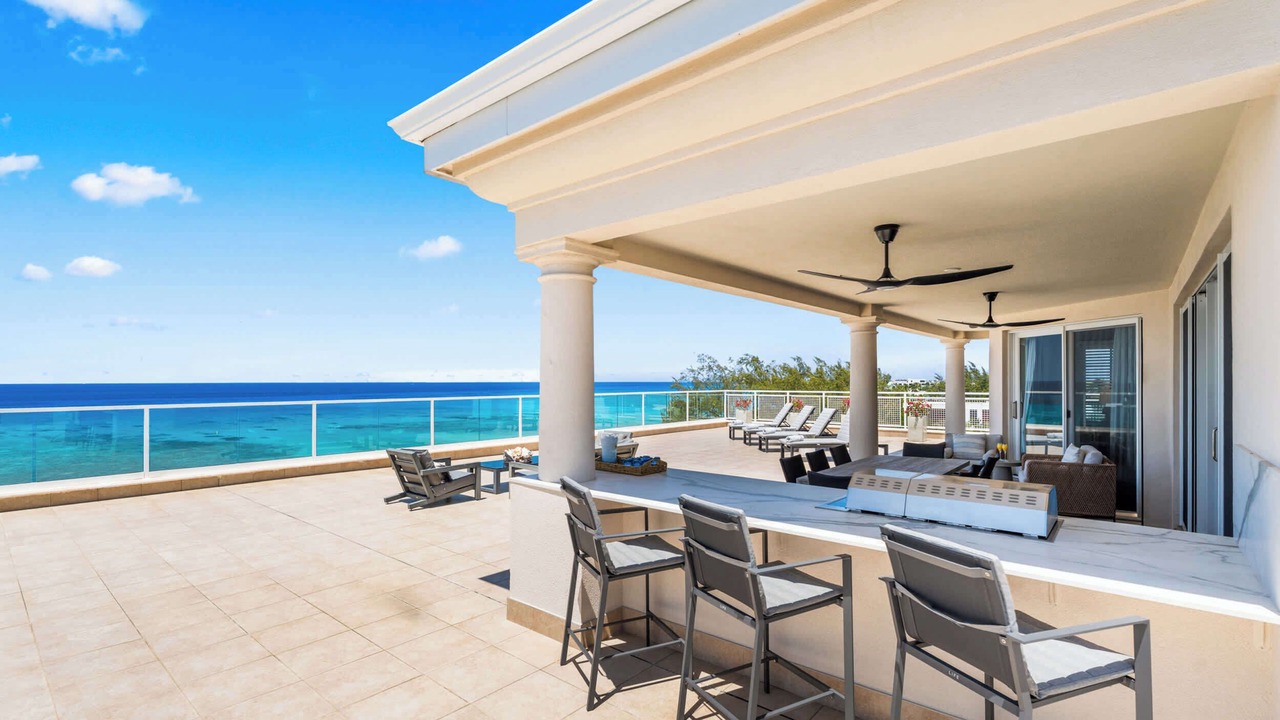 Photo of Outdoor in Seven Mile Beach