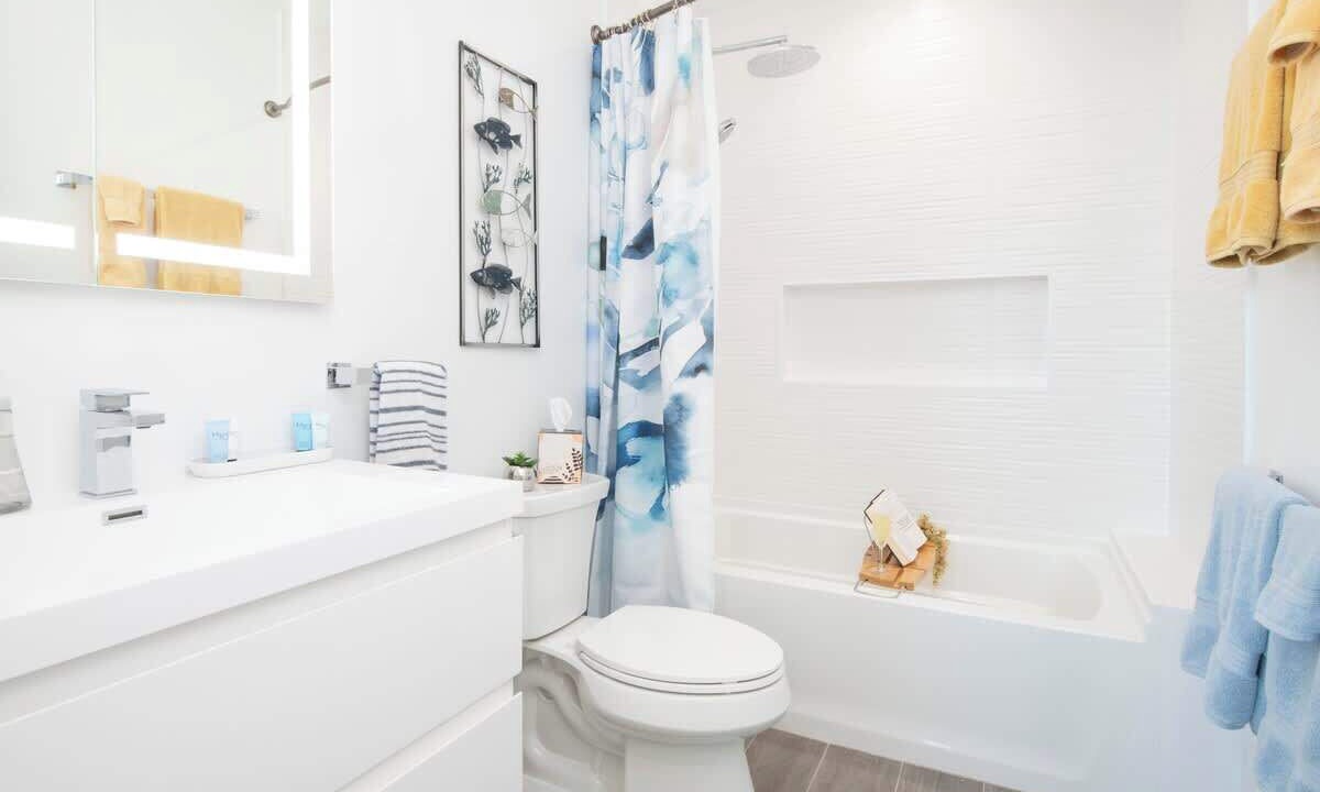 Photo of Bathroom in Grand Harbour