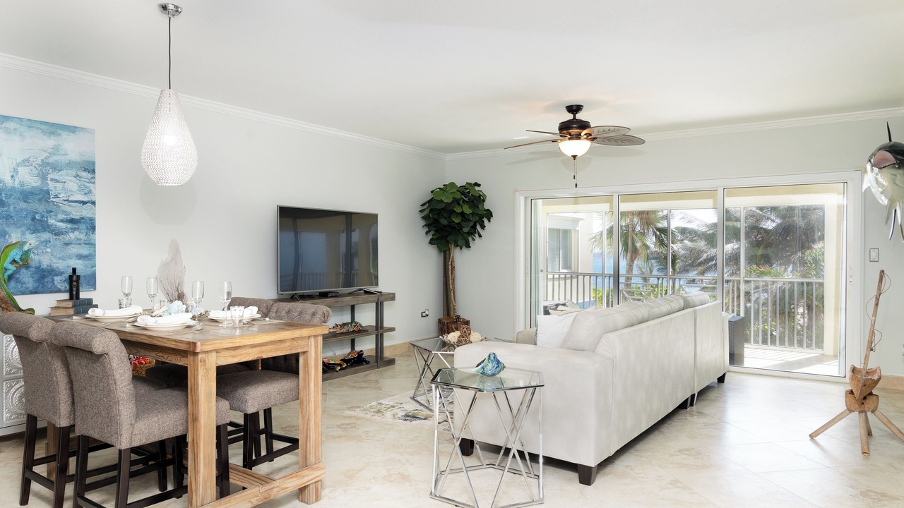 Photo of Livingroom in North Side